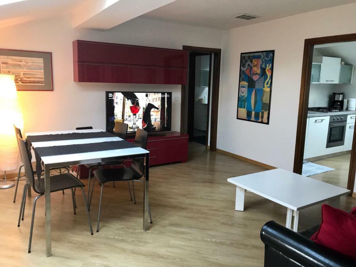 Apartamento Casa Nika Riva del Garda Exterior foto
