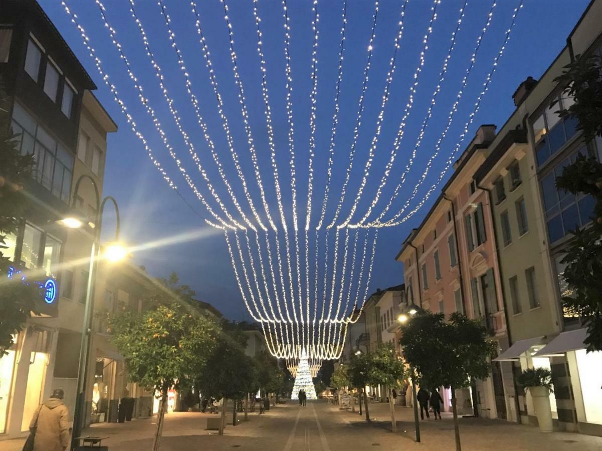 Apartamento Casa Nika Riva del Garda Exterior foto